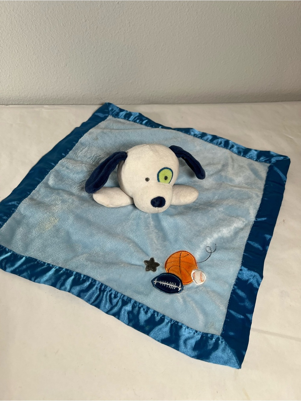 Circo blue dog lovey sports